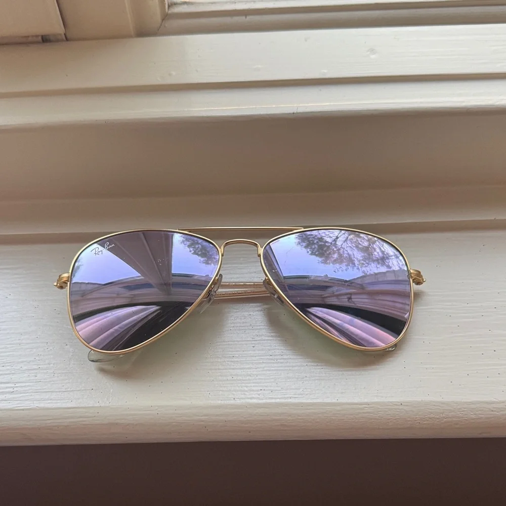 Ray-Ban Gold Aviator Sunglasses with Purple Lenses